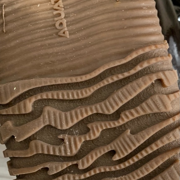 - Aquatalia Winter Boots size 91/2 very warm Very good condition - Picture 6 of 8